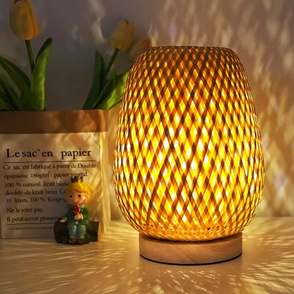 Lampe de chevet en rotin