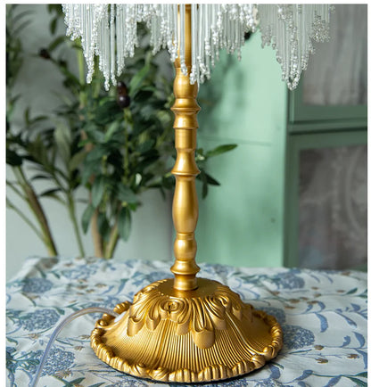 Lampe de chevet a pampille